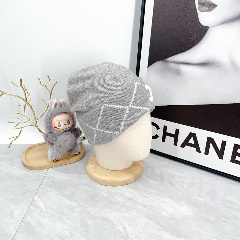 Chanel hat dx (2342)