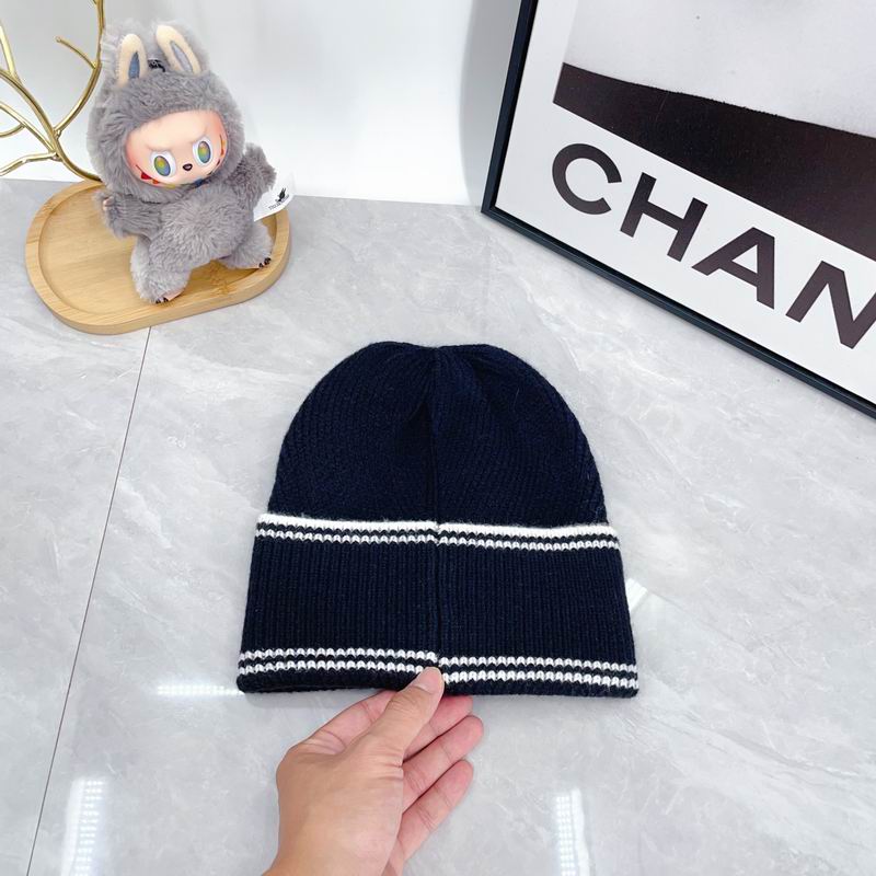Chanel hat dx (2376)