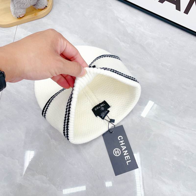 Chanel hat dx (2384)