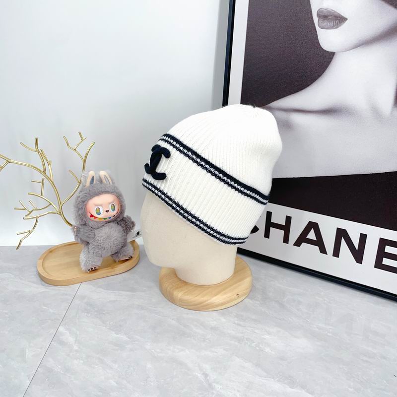 Chanel hat dx (2390)