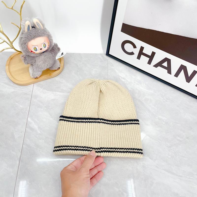 Chanel hat dx (2394)