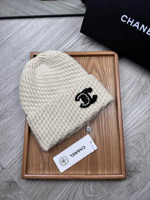 Chanel hat dx (240)