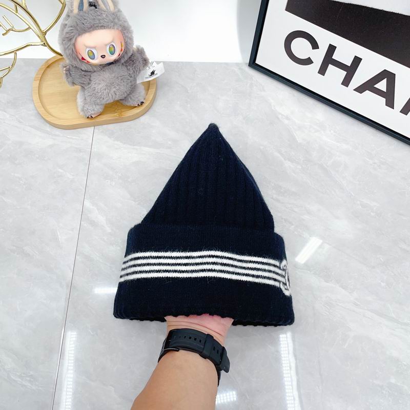 Chanel hat dx (2439)