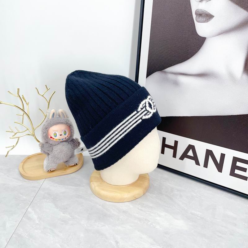 Chanel hat dx (2444)