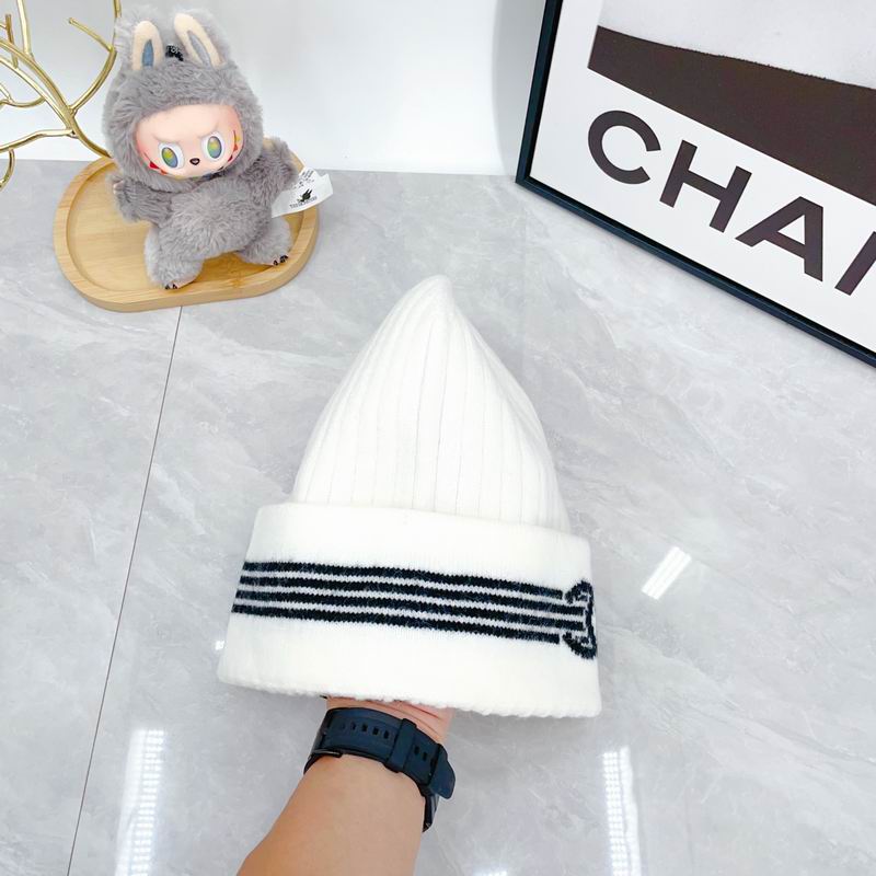 Chanel hat dx (2449)