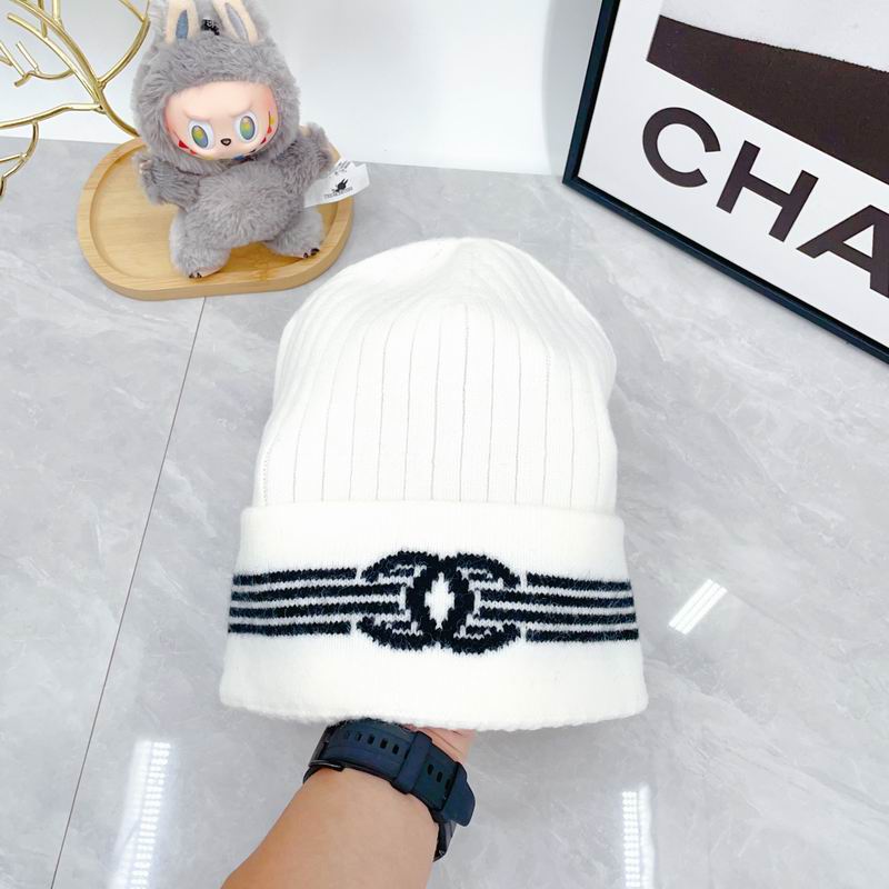 Chanel hat dx (2450)