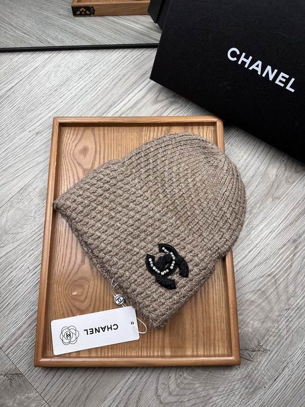 Chanel hat dx (250)