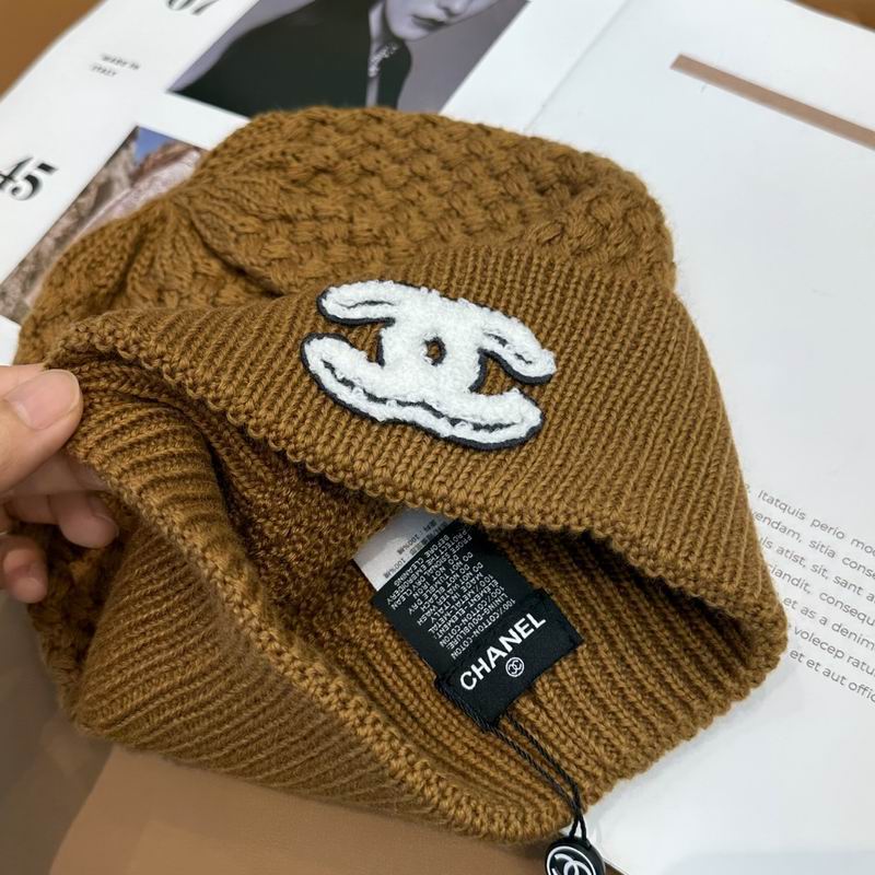Chanel hat dx (711)