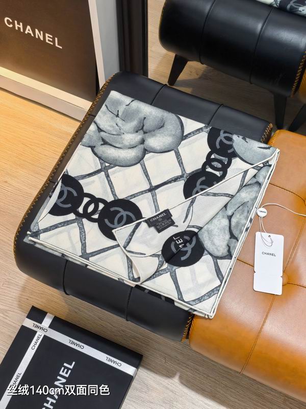Chanel scarf 140X140cm 70%羊绒30%真丝 E27 (2)