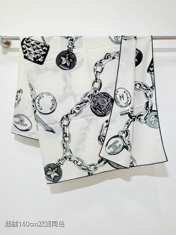 Chanel scarf 140X140cm 70%羊绒30%真丝 E43 (14)