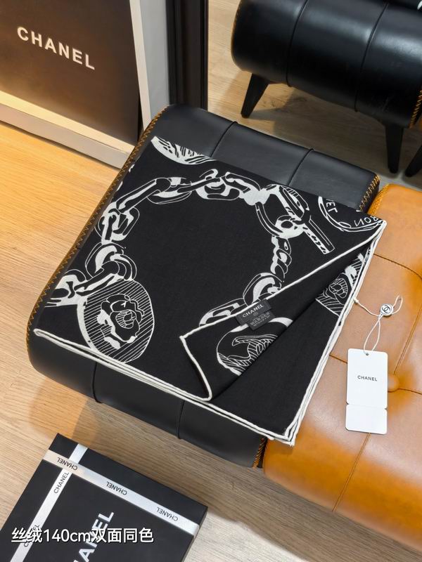 Chanel scarf 140X140cm 70%羊绒30%真丝 E43 (2)