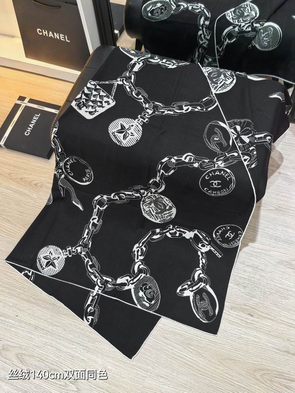 Chanel scarf 140X140cm 70%羊绒30%真丝 E43 (3)