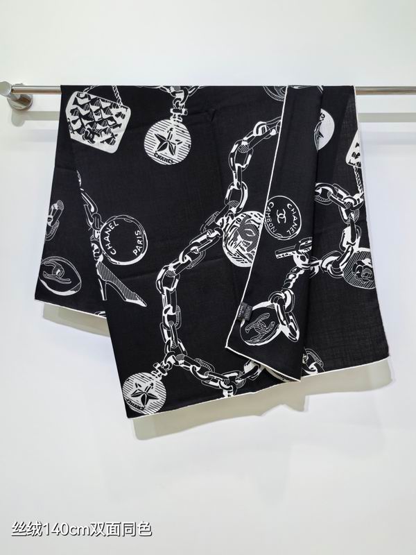 Chanel scarf 140X140cm 70%羊绒30%真丝 E43 (6)