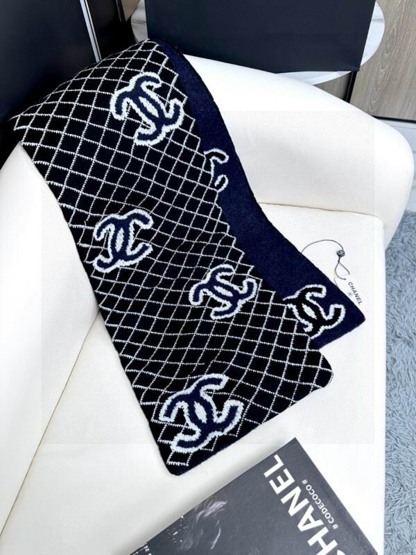 Chanel scarf hm (447)