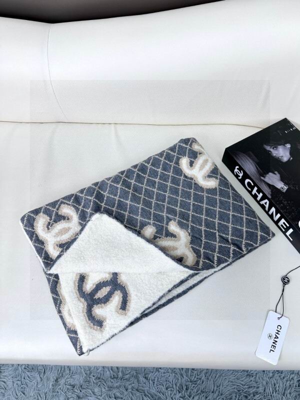 Chanel scarf hm (449)