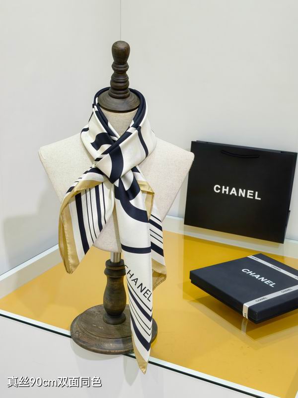 Chanel silk Scarf 90X90cm E10 (1)