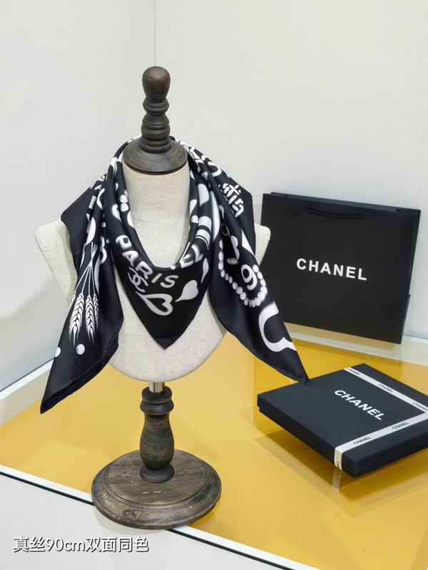 Chanel silk Scarf 90X90cm E39 (11)