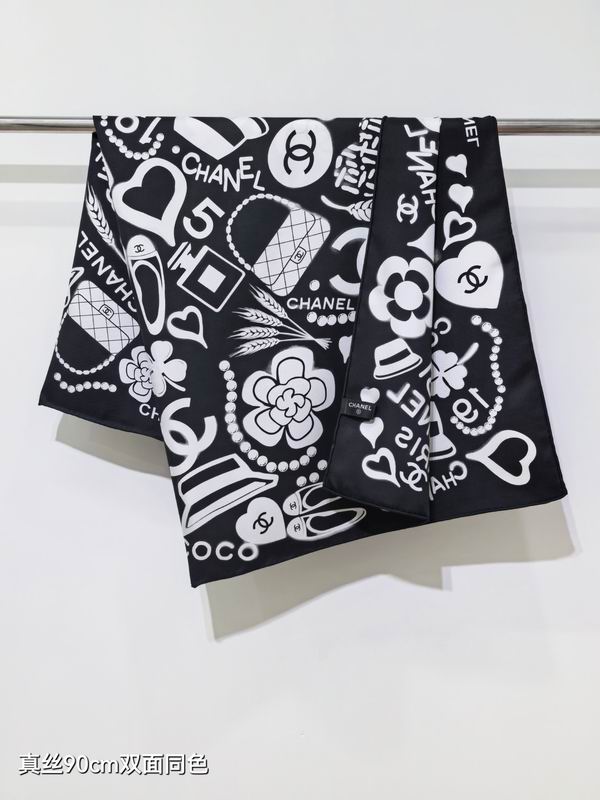 Chanel silk Scarf 90X90cm E39 (12)