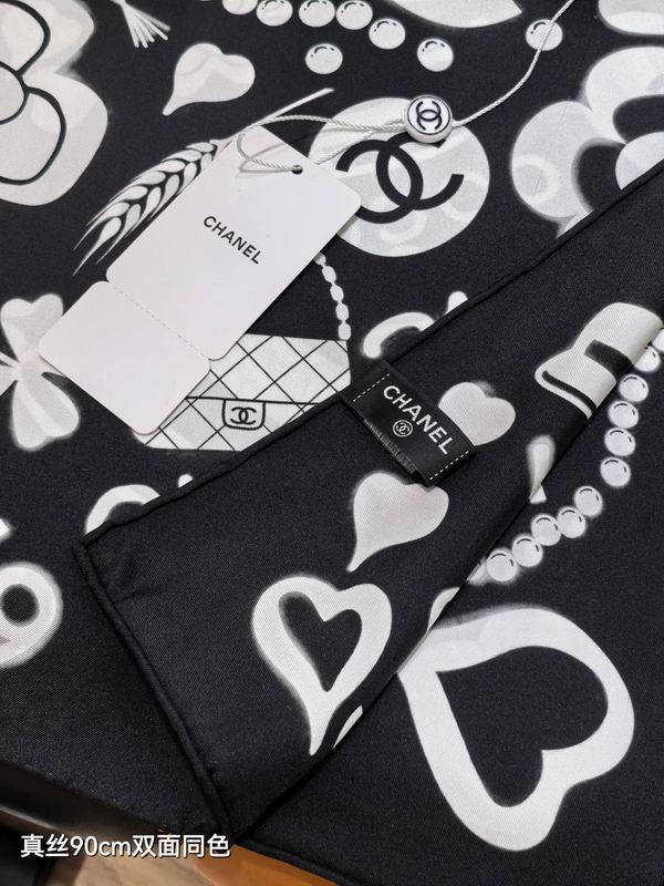 Chanel silk Scarf 90X90cm E39 (14)