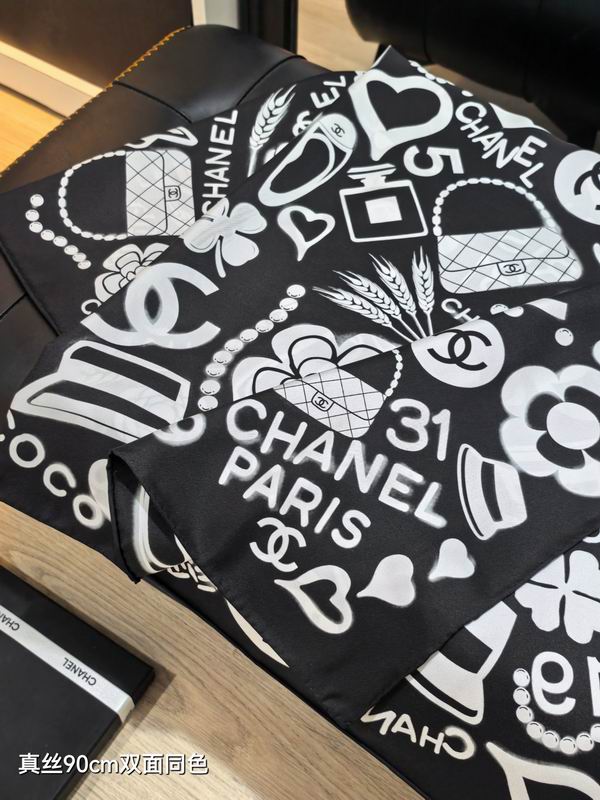 Chanel silk Scarf 90X90cm E39 (15)