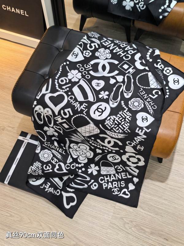 Chanel silk Scarf 90X90cm E39 (16)
