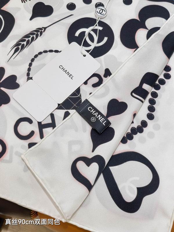 Chanel silk Scarf 90X90cm E39 (5)