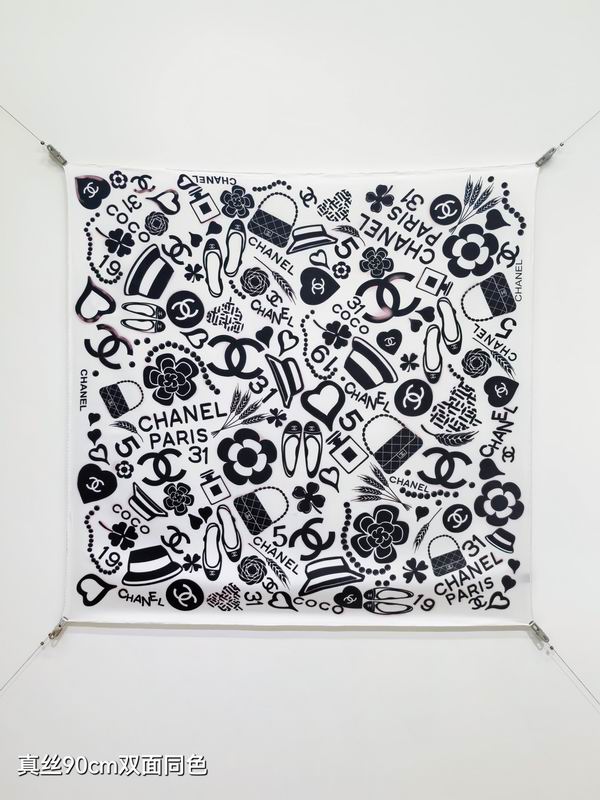 Chanel silk Scarf 90X90cm E39 (9)
