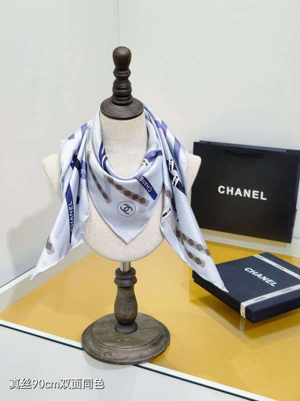 Chanel silk Scarf 90X90cm E40 (2)