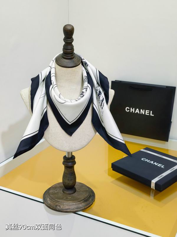 Chanel silk Scarf 90X90cm E41 (2)
