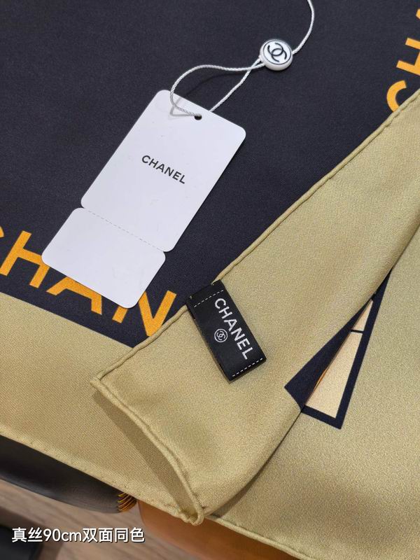 Chanel silk Scarf 90X90cm E42 (5)