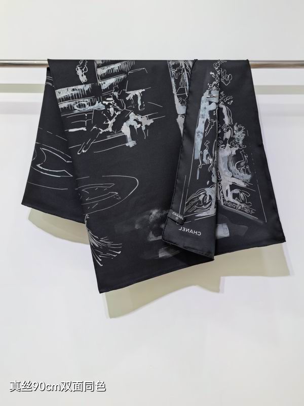 Chanel silk scarf 90X90cm E21 (3)