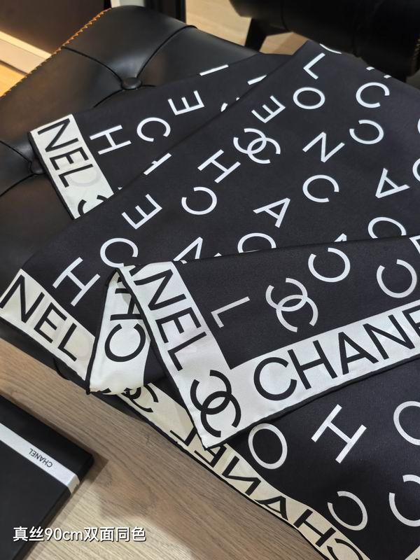 Chanel silk scarf 90X90cm E22 (5)
