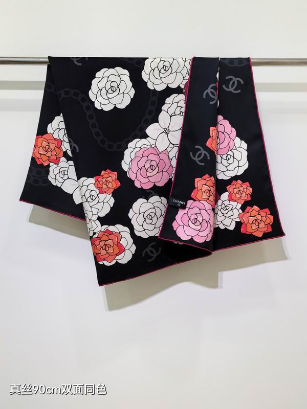 Chanel silk scarf 90X90cm E24 (2)
