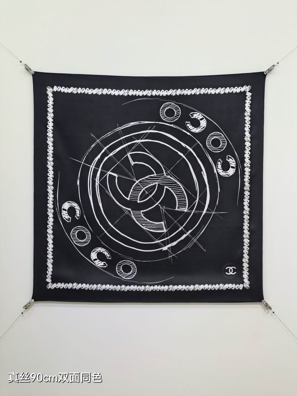 Chanel silk scarf 90X90cm E25 (8)