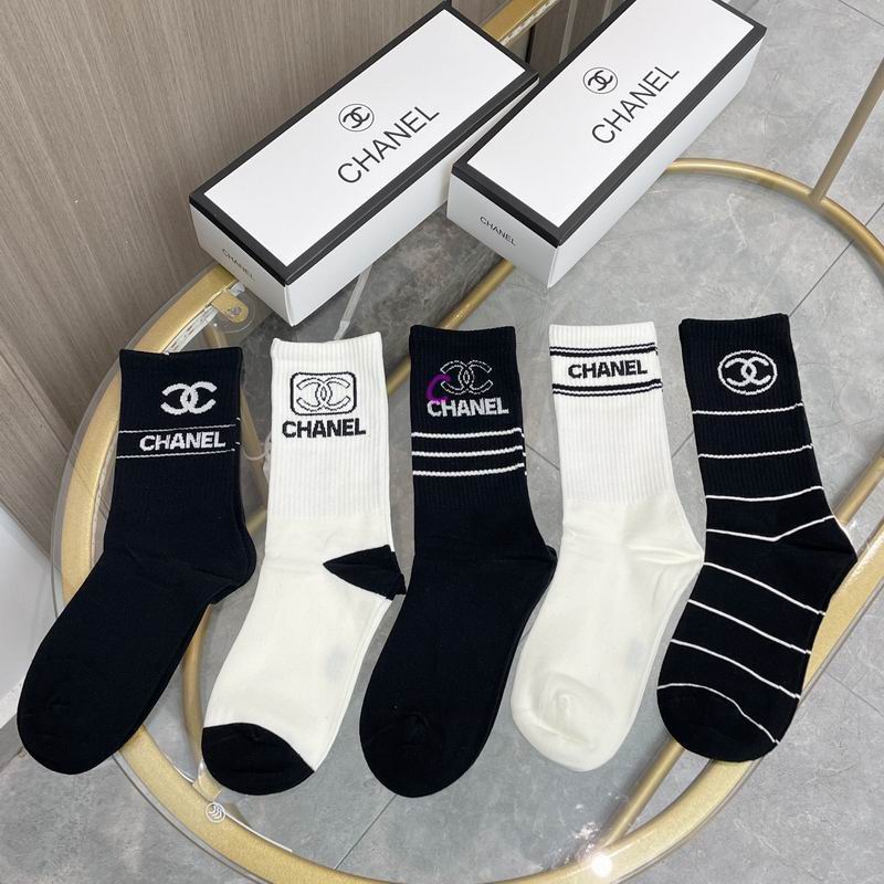 Chanel socks (5)