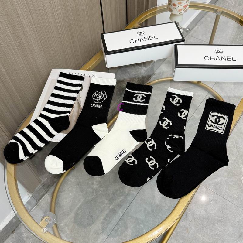 Chanel socks (6)