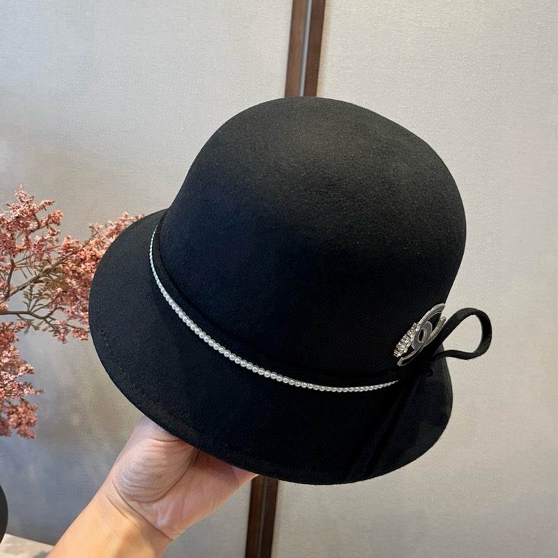 Chanel top hat (1026)