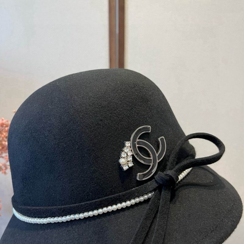 Chanel top hat (1027)
