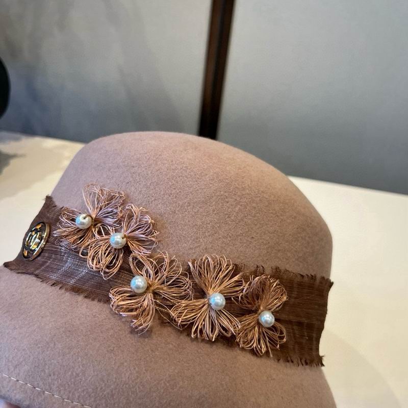 Chanel top hat (1052)