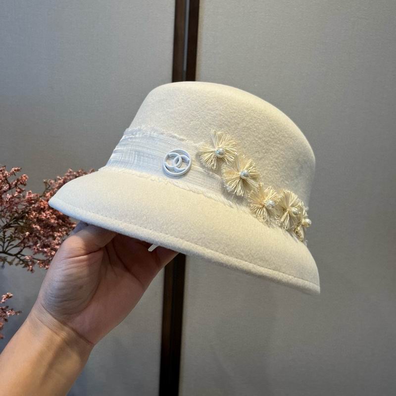 Chanel top hat (1068)
