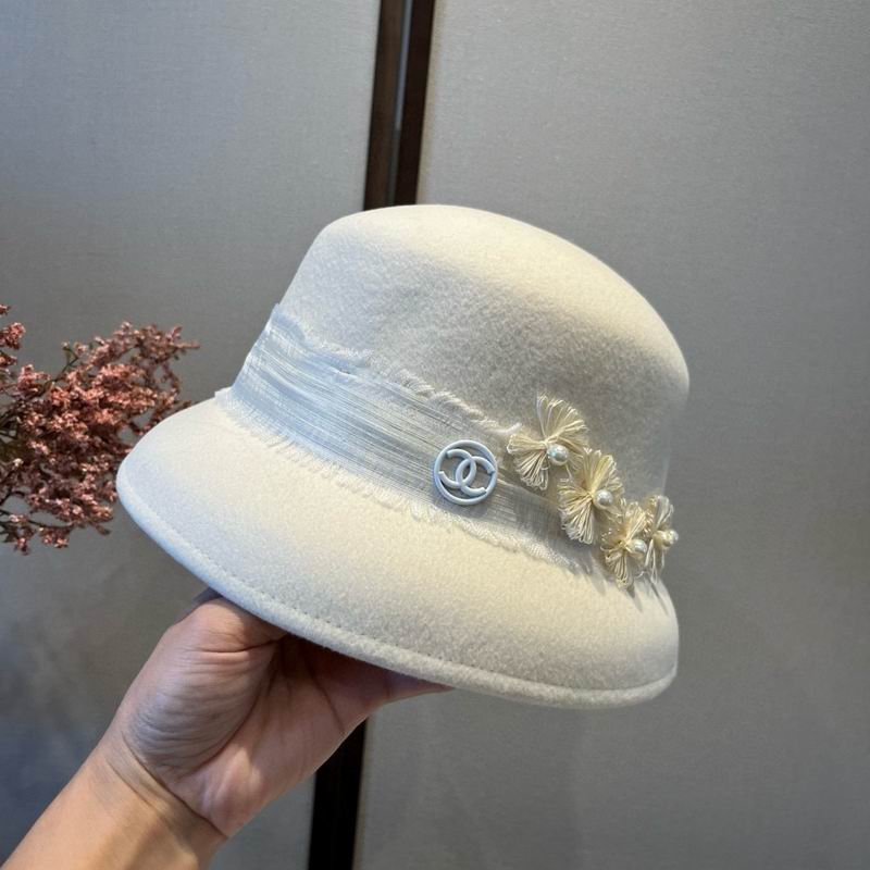 Chanel top hat (1072)