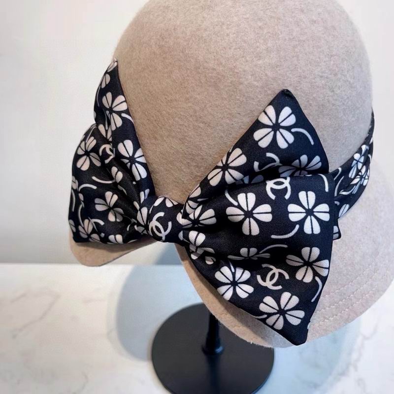 Chanel top hat (1077)