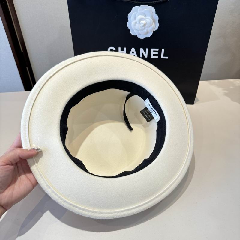 Chanel top hat (1112)