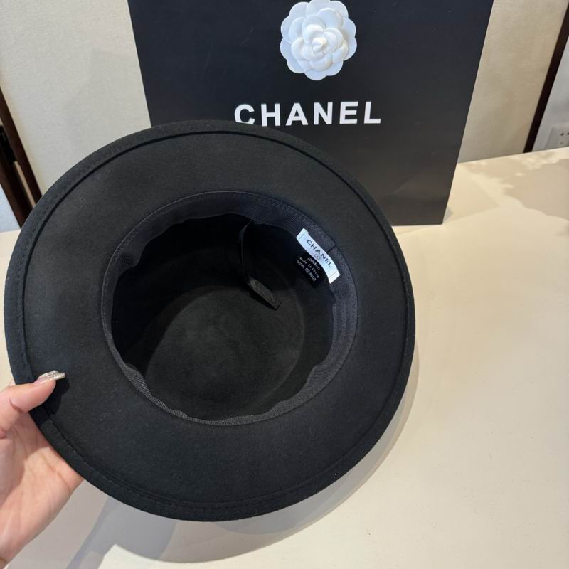 Chanel top hat (1123)