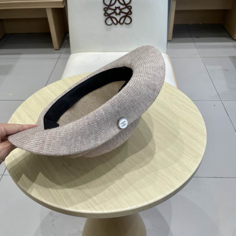 Chanel top hat (1332)