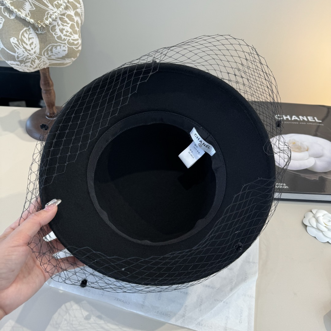 Chanel top hat (147)