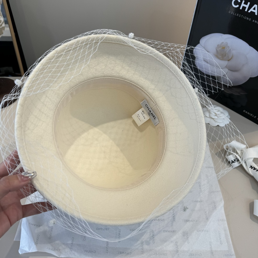 Chanel top hat (154)