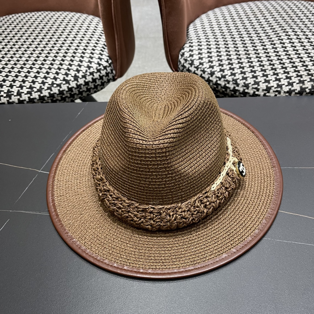 Chanel top hat (192)