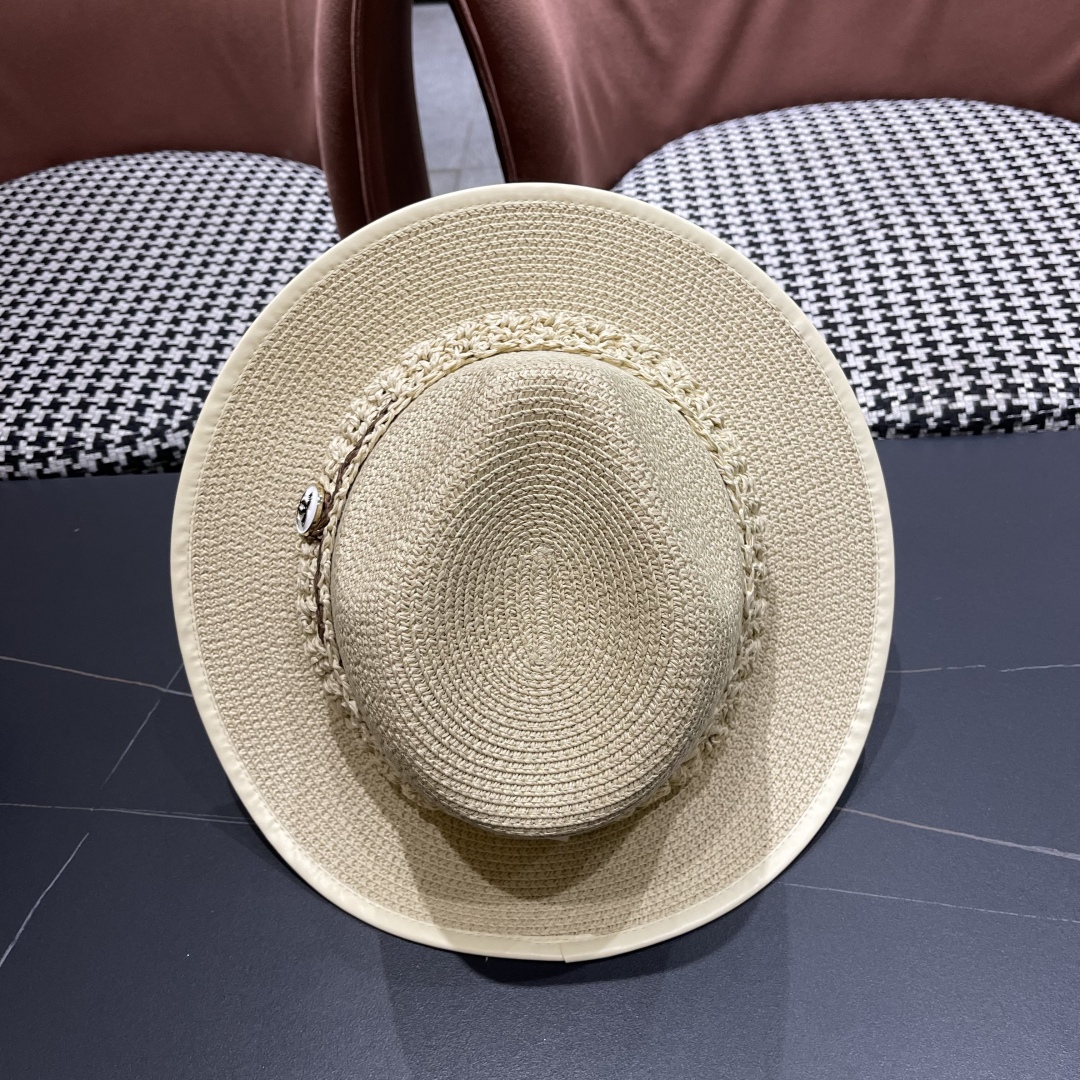 Chanel top hat (195)