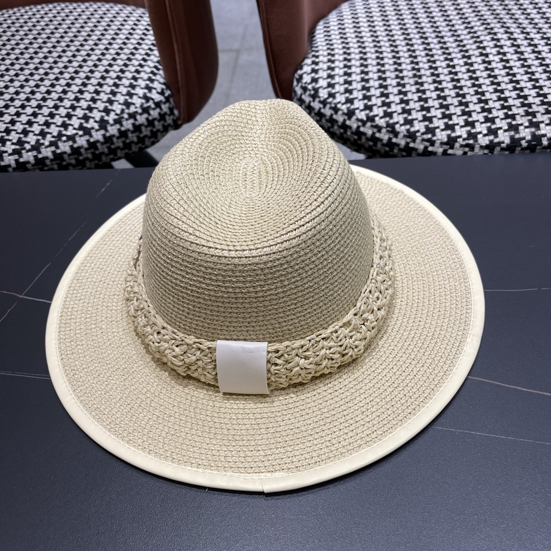 Chanel top hat (199)